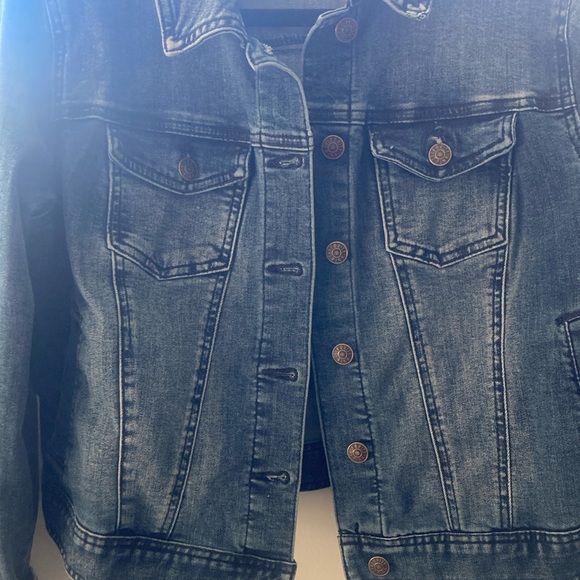 Madewell Denim Jacket - Picture 2 of 4